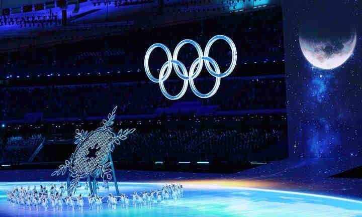 高爾夫模擬器,室內高爾夫 “折柳送別”“雪花故事”……閉幕式導演解密這些細節